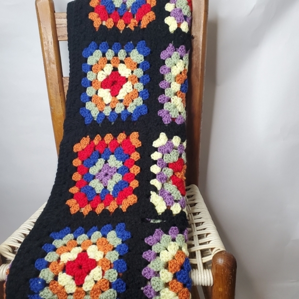 Vintage Granny Sqaure Blanket Black Red Pu…